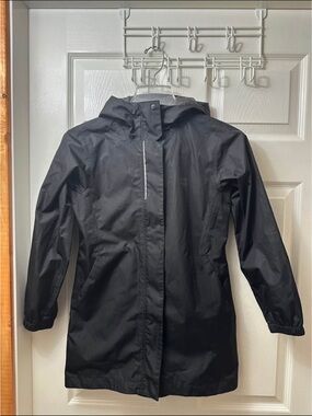 MEC Youth Rain Jacket Girls Size 10